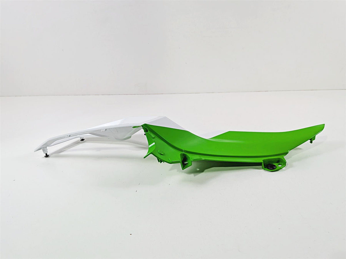 2024 Kawasaki EX500 Ninja 40th An. Right Mid Side Cover Fairing Cowl 55028-0885 {{ shop.shopifyCountryName }} - Mototech271