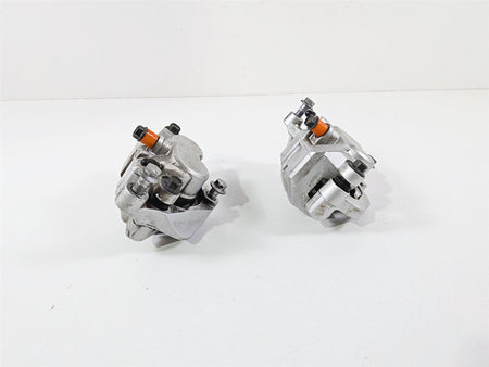 2006 Yamaha XVZ1300 Royal Star Front Brake Calipers 4WM-2580T-01 4WM-2580U-01 {{ shop.shopifyCountryName }} - Mototech271