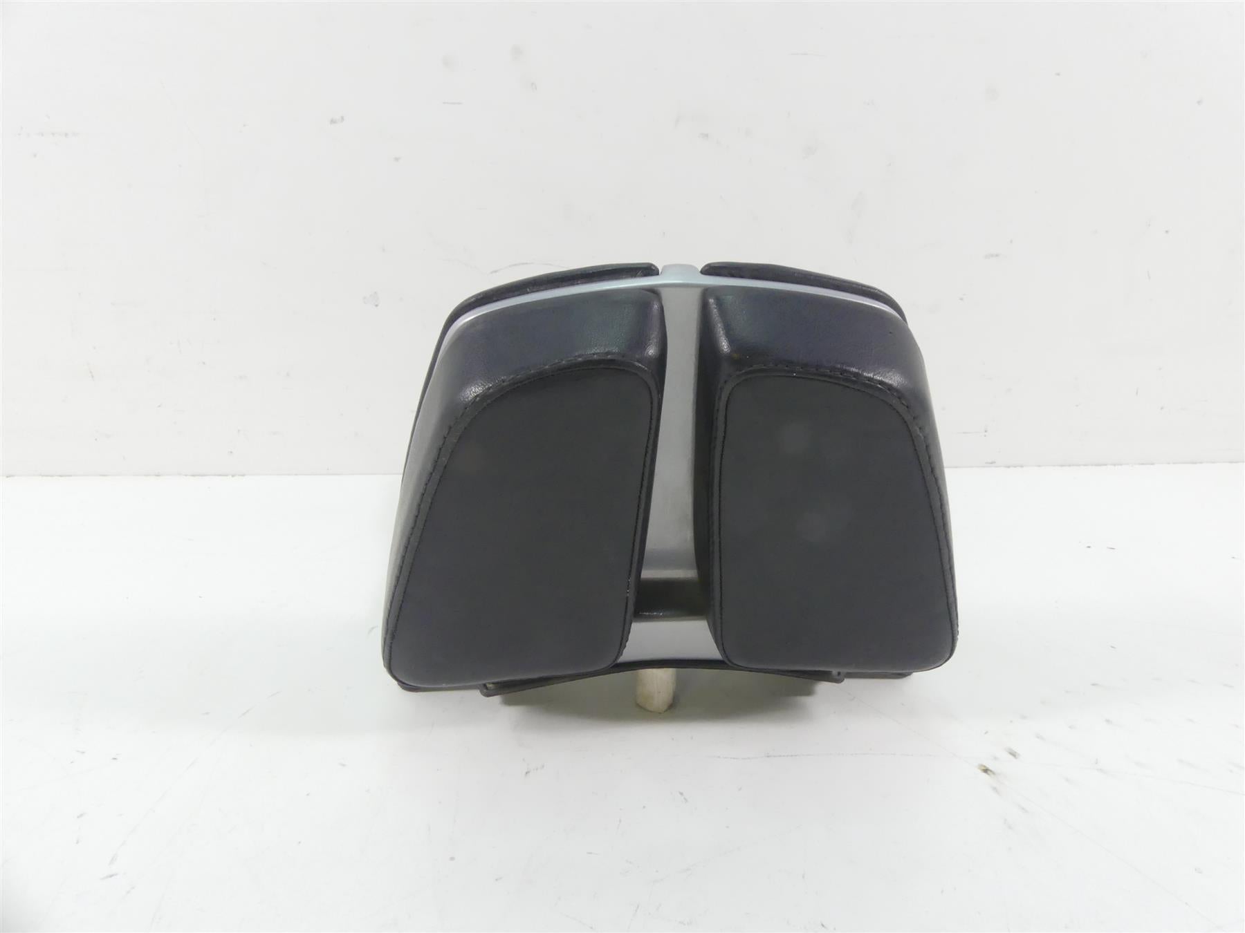 2013 Harley VRSCF Muscle V-Rod Sissybar Sissy Bar Rear Backrest - Read 51600-09 {{ shop.shopifyCountryName }} - Mototech271