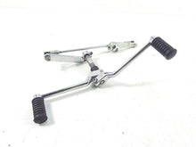 Load image into Gallery viewer, 2004 Harley Touring FLHTCUI Electra Glide Shifter Shift Lever Set 33895-82E | Mototech271
