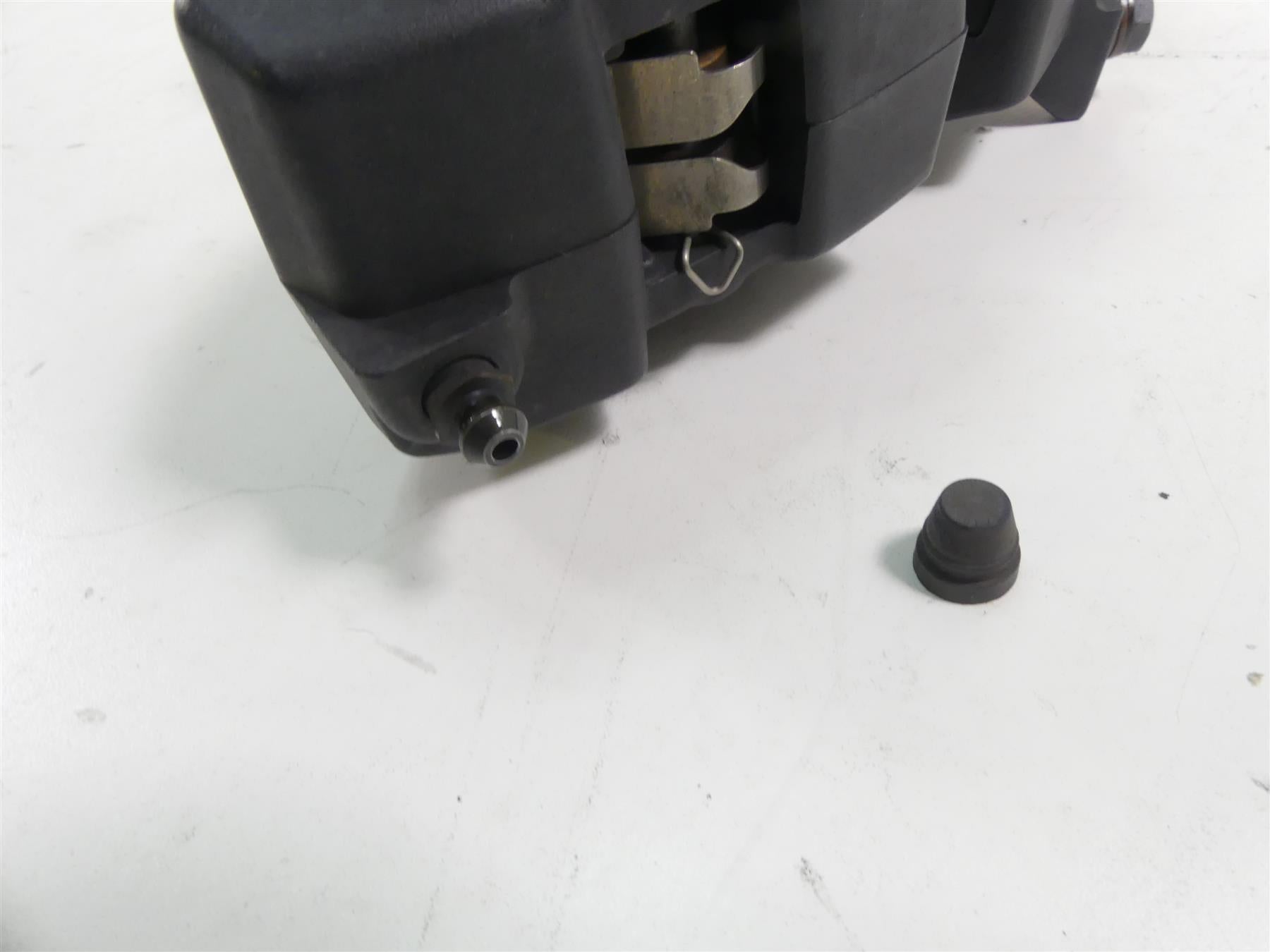 2010 Harley Touring FLHX Street Glide Rear Brake Caliper & Pads 44080-08 {{ shop.shopifyCountryName }} - Mototech271