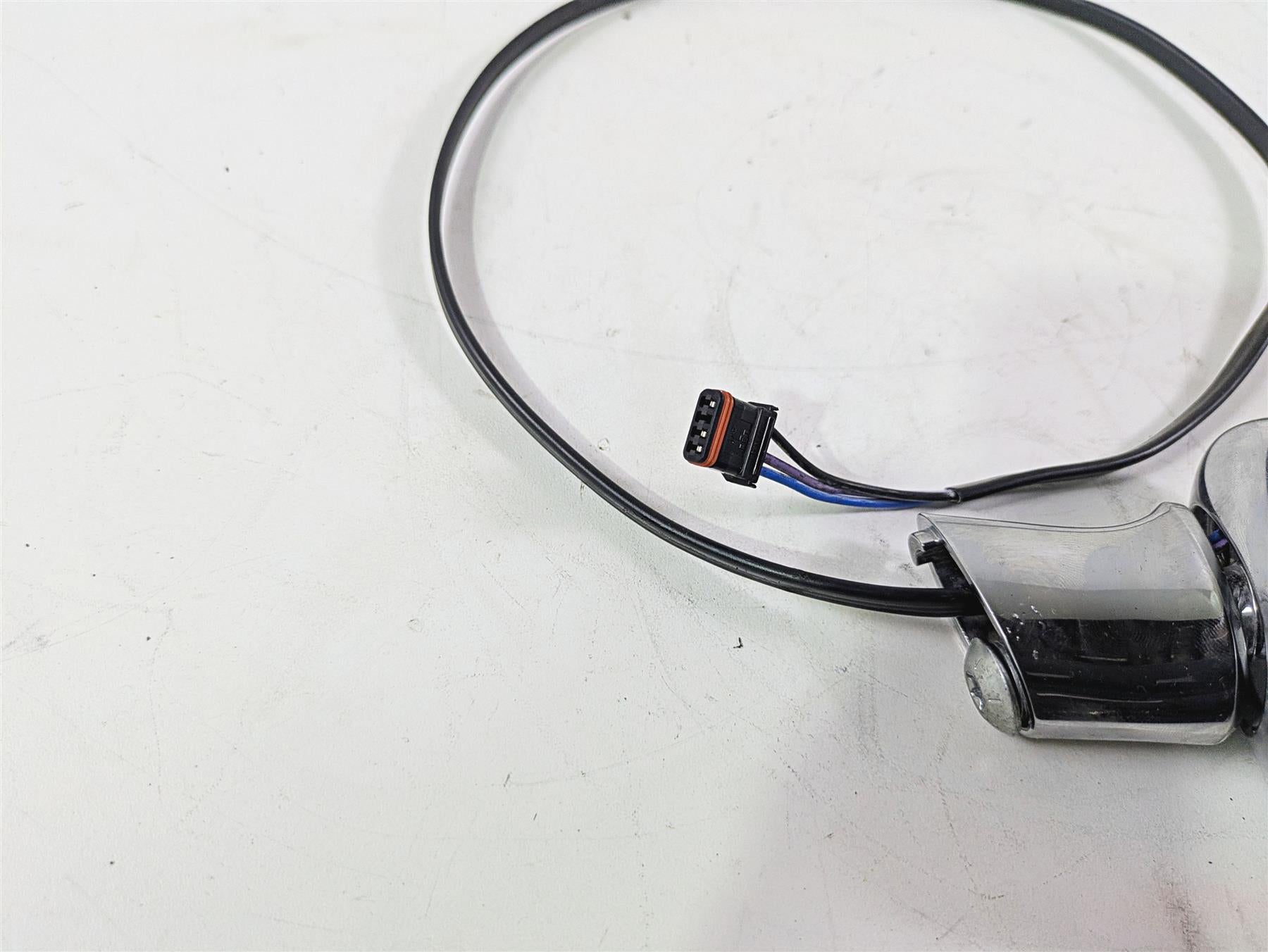 2020 Harley Softail FXST Standard Rear Turn Signal 69438-06 67800966 {{ shop.shopifyCountryName }} - Mototech271