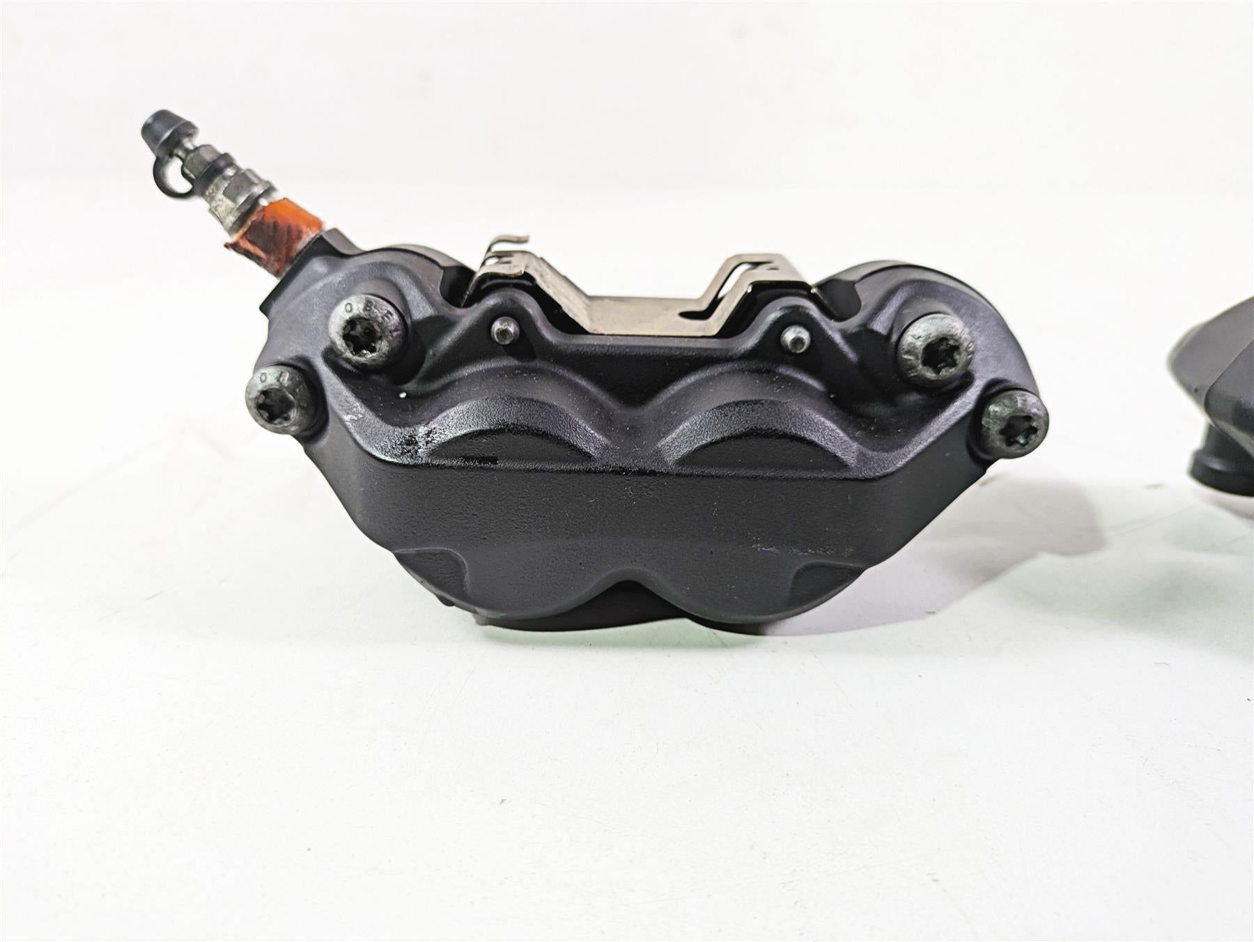2016 Moto Guzzi Stelvio 1200 8V NTX Front Brake Caliper Set 100mm 887067 887068 {{ shop.shopifyCountryName }} - Mototech271