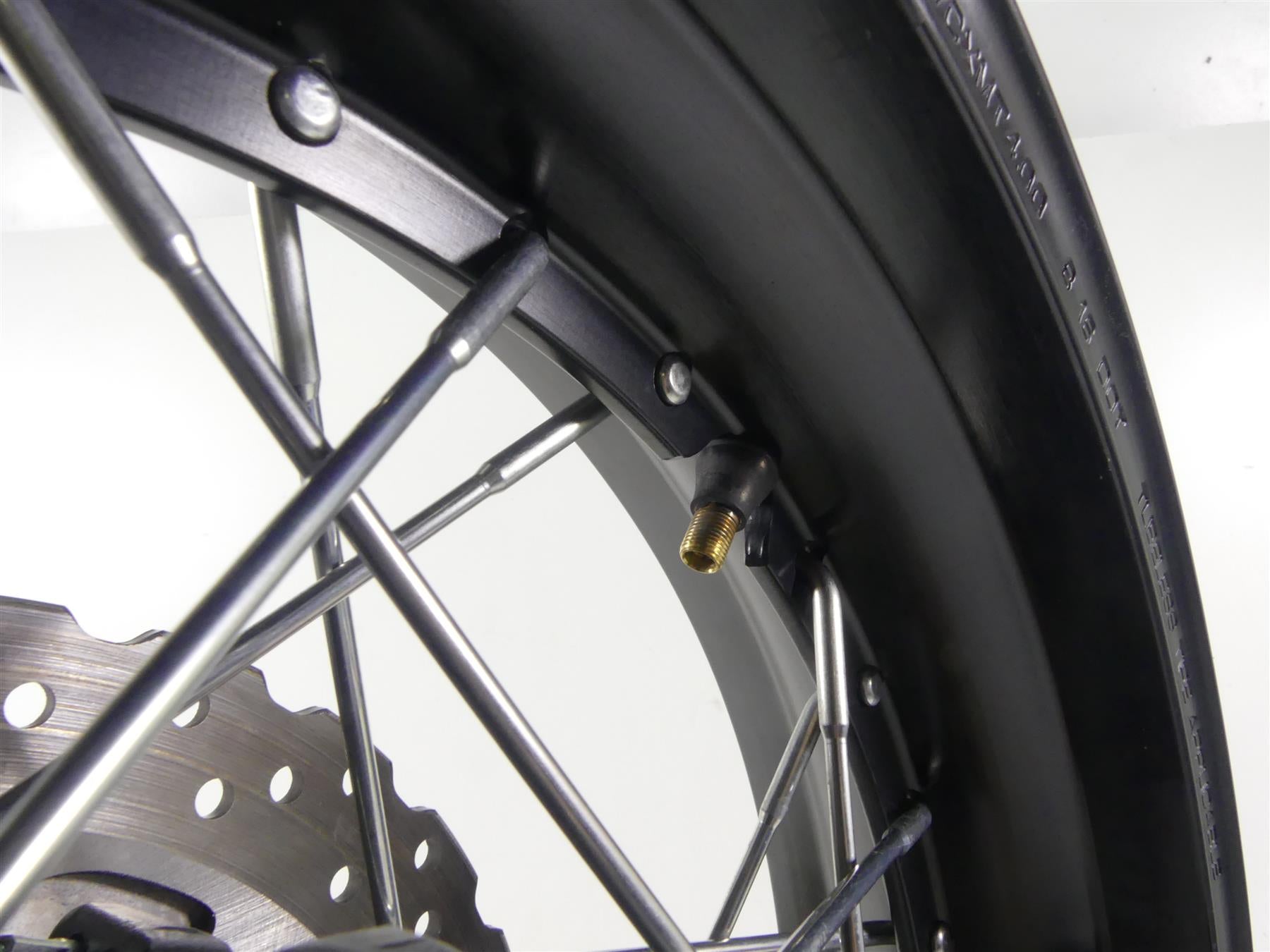 2017 Yamaha XT1200Z Super Tenere Rear Wheel Rim 17x4 - Read 94440-17003-00 {{ shop.shopifyCountryName }} - Mototech271