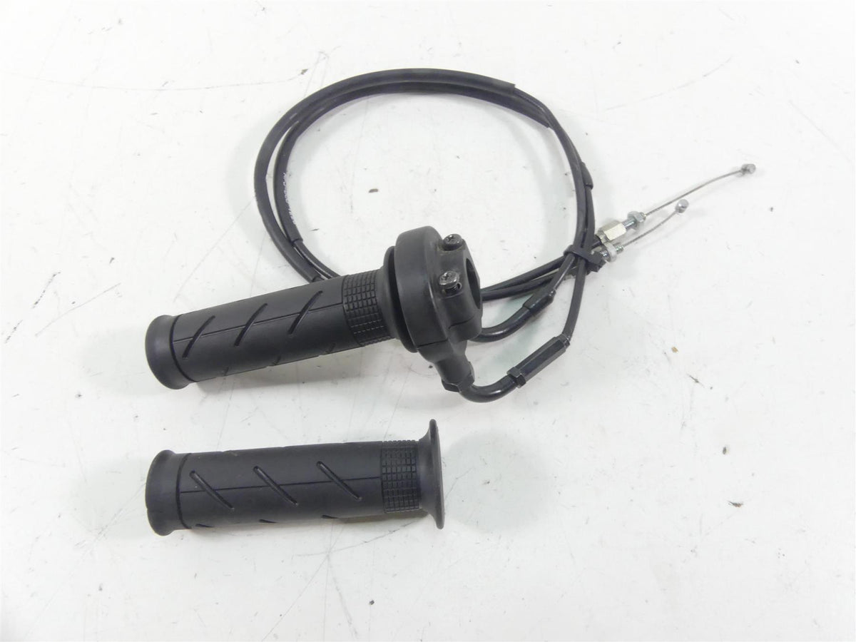 2021 Honda CBR600RR Handlebar Handle Bar Grips & Throttle Cables 53140-MGS-D30 {{ shop.shopifyCountryName }} - Mototech271