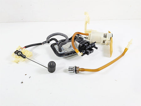 2012 Harley Softail FLSTF Fat Boy Fuel Gas Petrol Pump & Sender 75141-11A {{ shop.shopifyCountryName }} - Mototech271