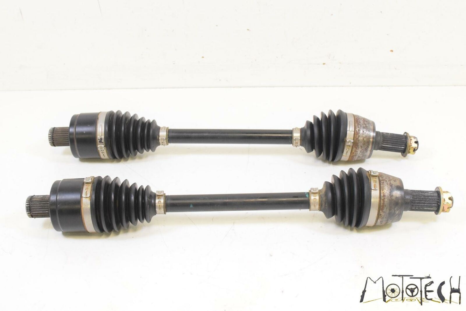 2014 Polaris Sportsman 550 EPS Rear CV Joint Drive Axle SET L&R Assembly 1332642 {{ shop.shopifyCountryName }} - Mototech271