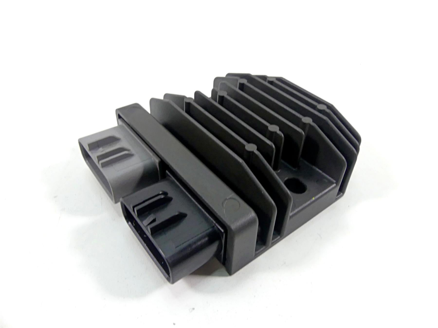 2012 Yamaha VMX17 VMAX 1700 Rectifier Voltage Regulator 1D7-81960-00-00 FH020AA {{ shop.shopifyCountryName }} - Mototech271