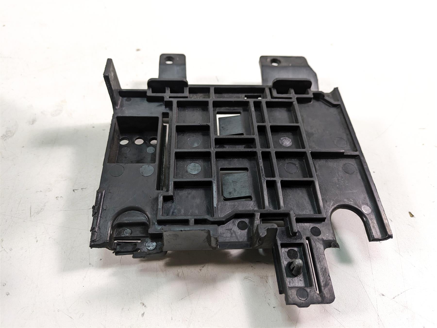 2014 Harley Touring FLHTK Electra Glide Battery Electrical Holder -Read 66000010 {{ shop.shopifyCountryName }} - Mototech271