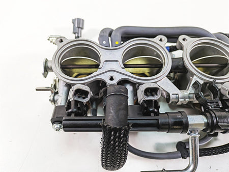 2022 Suzuki GSXR 750 Mikuni Throttle Body Bodies 4K 1340615J21 13406-15J21 {{ shop.shopifyCountryName }} - Mototech271