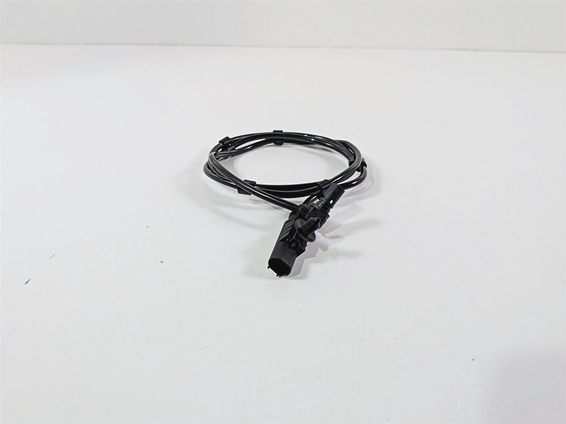 2019 Ducati 959 Panigale Bosch Rear Abs Brake Wheel Speed Sensor 55212121B {{ shop.shopifyCountryName }} - Mototech271