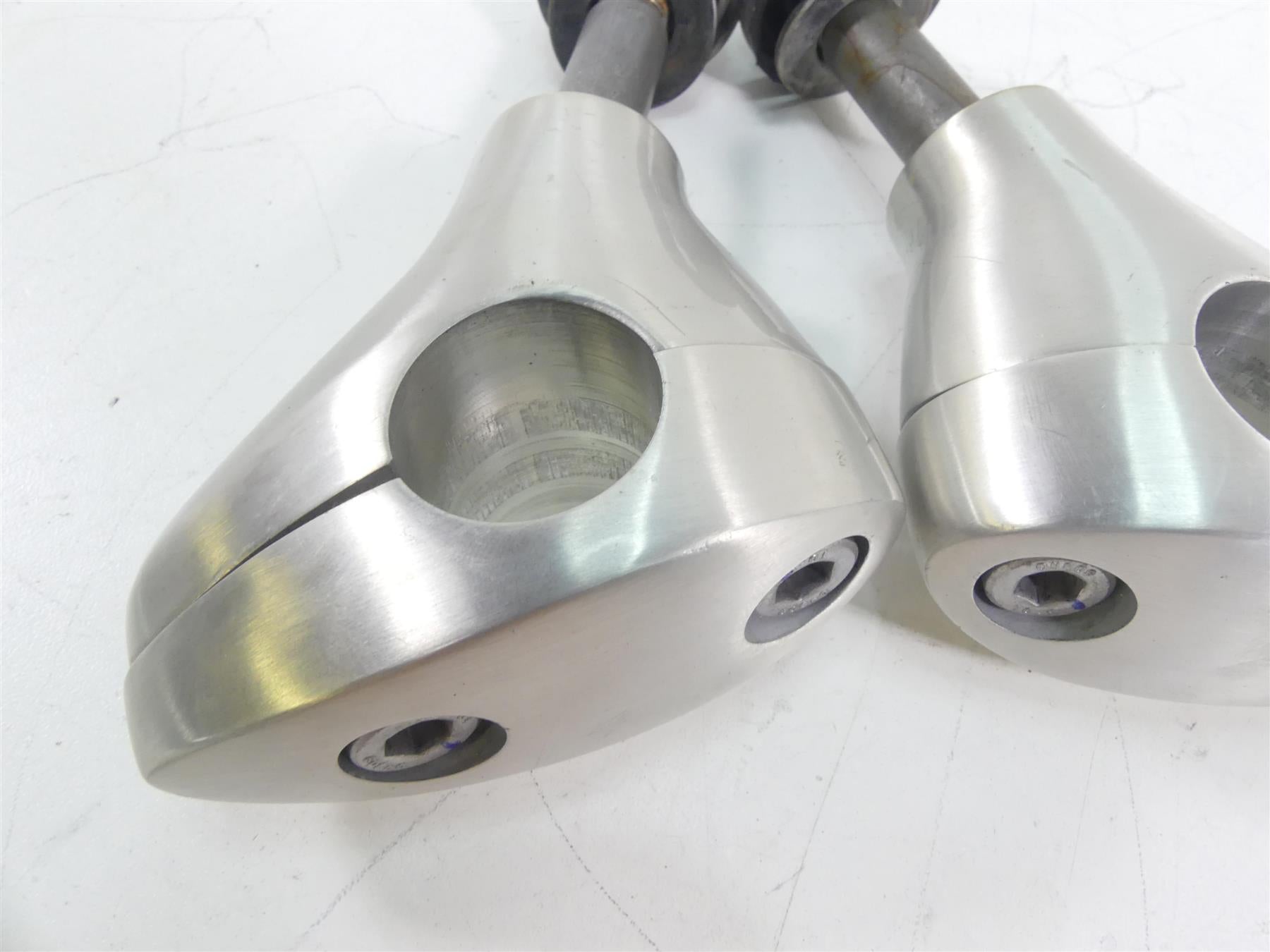 2009 Yamaha XV1700 Road Star Warrior Handlebar Holder Riser Set 5PX-23442-00-00 {{ shop.shopifyCountryName }} - Mototech271