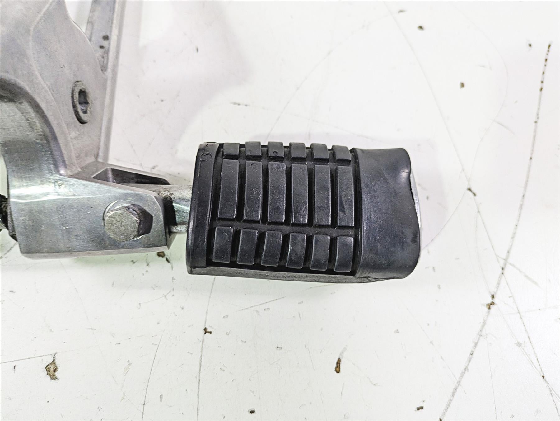 1998 Moto Guzzi California 1100 EV Rear Passenger Footpeg Set GU29443550 {{ shop.shopifyCountryName }} - Mototech271