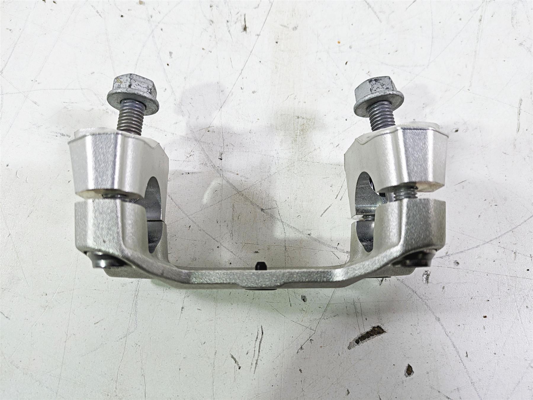 2017 BMW S1000R K47 Handlebar Holder Riser Clamp Set 31428562405 8545997 {{ shop.shopifyCountryName }} - Mototech271