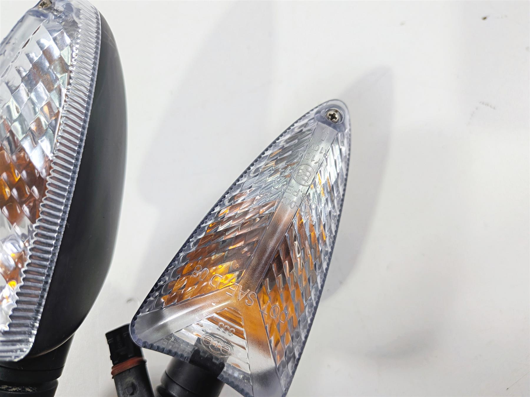 2016 BMW R1200 GS K50 Front Blinker Turn Signal Set 63138534353 {{ shop.shopifyCountryName }} - Mototech271