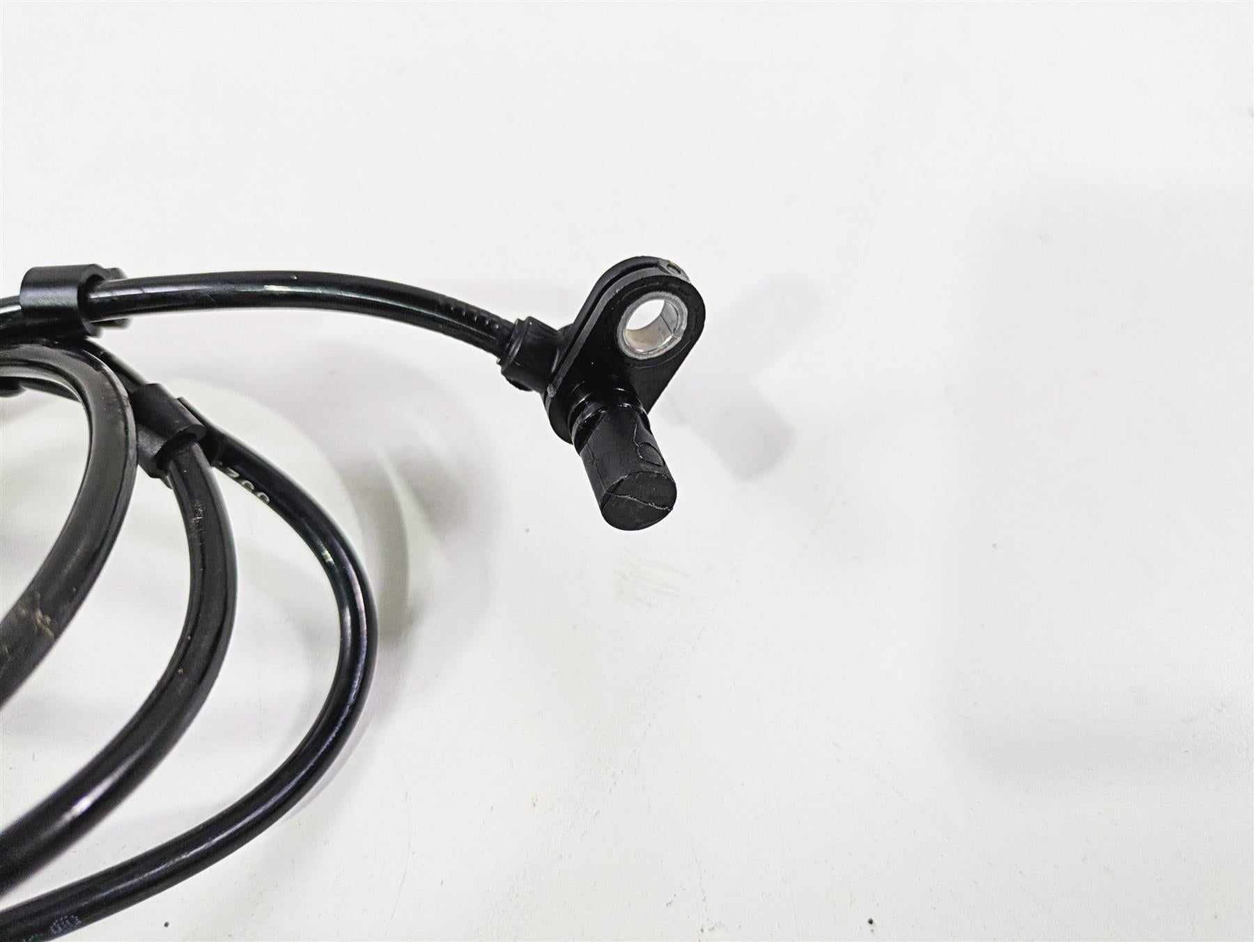 2022 Ducati Streetfighter V2 Front Wheel Speed Abs Brake Sensor 55212121B {{ shop.shopifyCountryName }} - Mototech271