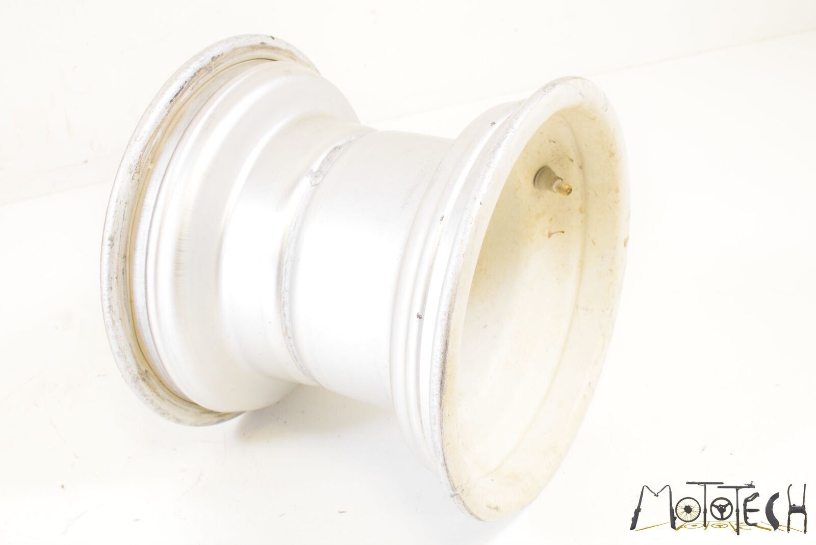 2014 Yamaha Raptor YFM700 R SEL Rear 9" Wheel 1TD-F5390 {{ shop.shopifyCountryName }} - Mototech271