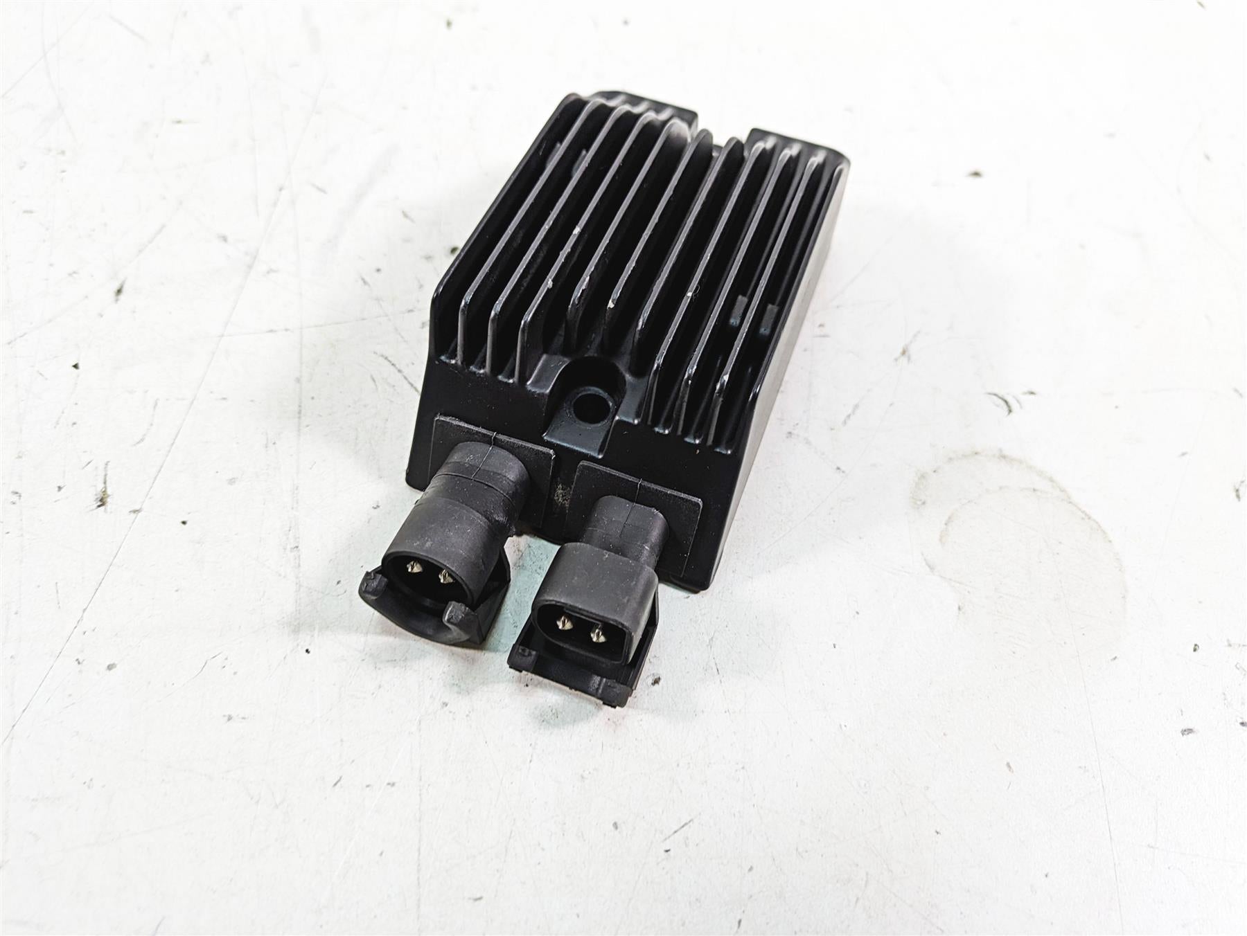 2017 Harley XL883 N Sportster Iron Rectifier Voltage Regulator 74700012 {{ shop.shopifyCountryName }} - Mototech271