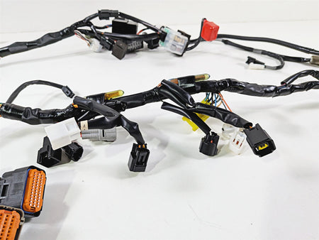 2024 Suzuki GSXR 600 Main Wiring Harness Loom - No Cuts - Nice 36610-14JC2 {{ shop.shopifyCountryName }} - Mototech271