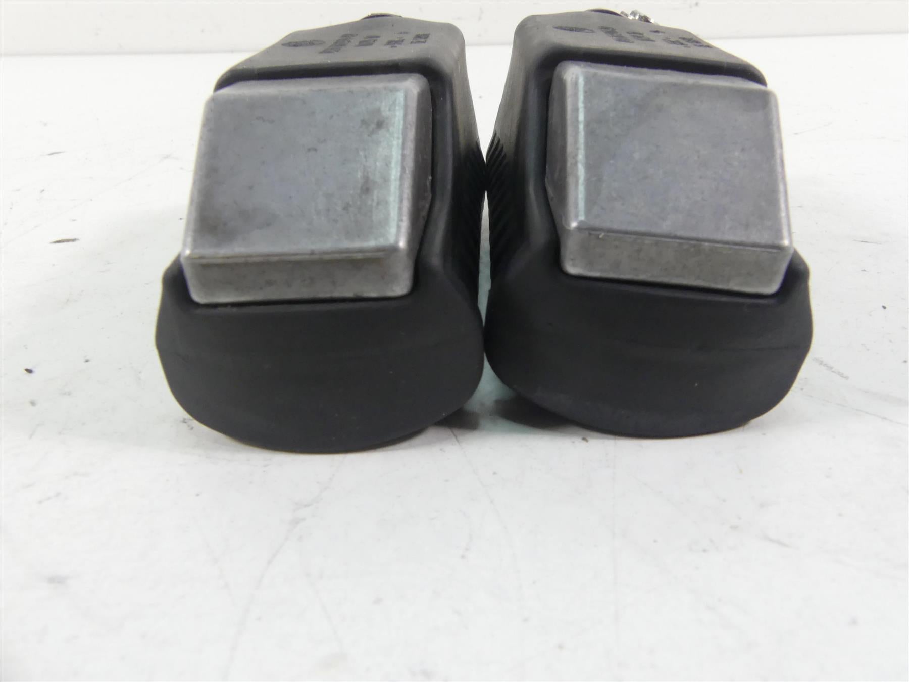 2012 BMW R1200 GS K255 Adventure Rear Passenger Foot Pegs Footpeg 46712310403 {{ shop.shopifyCountryName }} - Mototech271