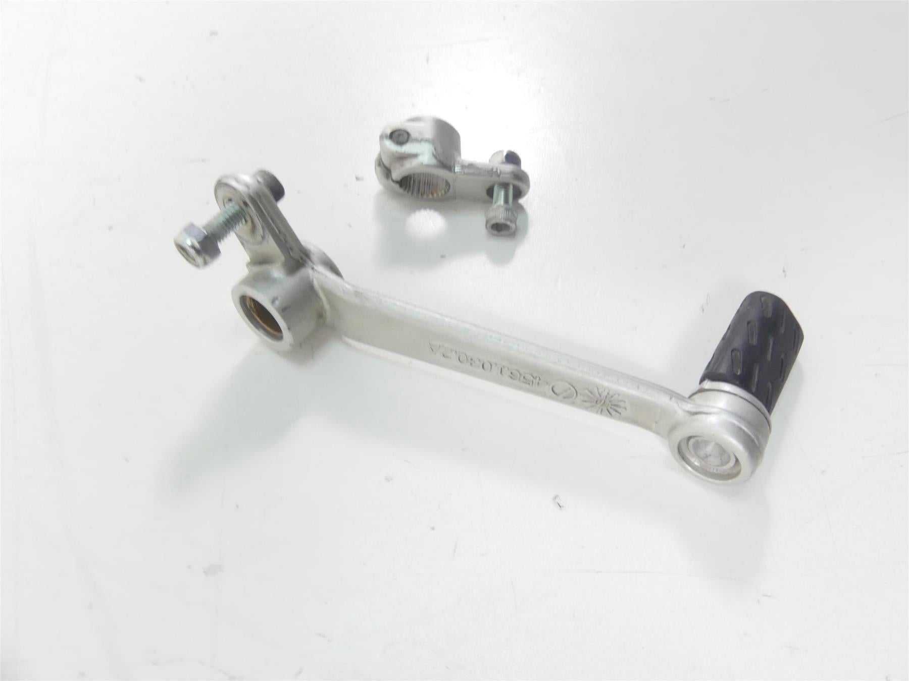 2008 Ducati Hypermotard 1100 Shift Lever Shifter Pedal + Engine Mount 45610302A {{ shop.shopifyCountryName }} - Mototech271