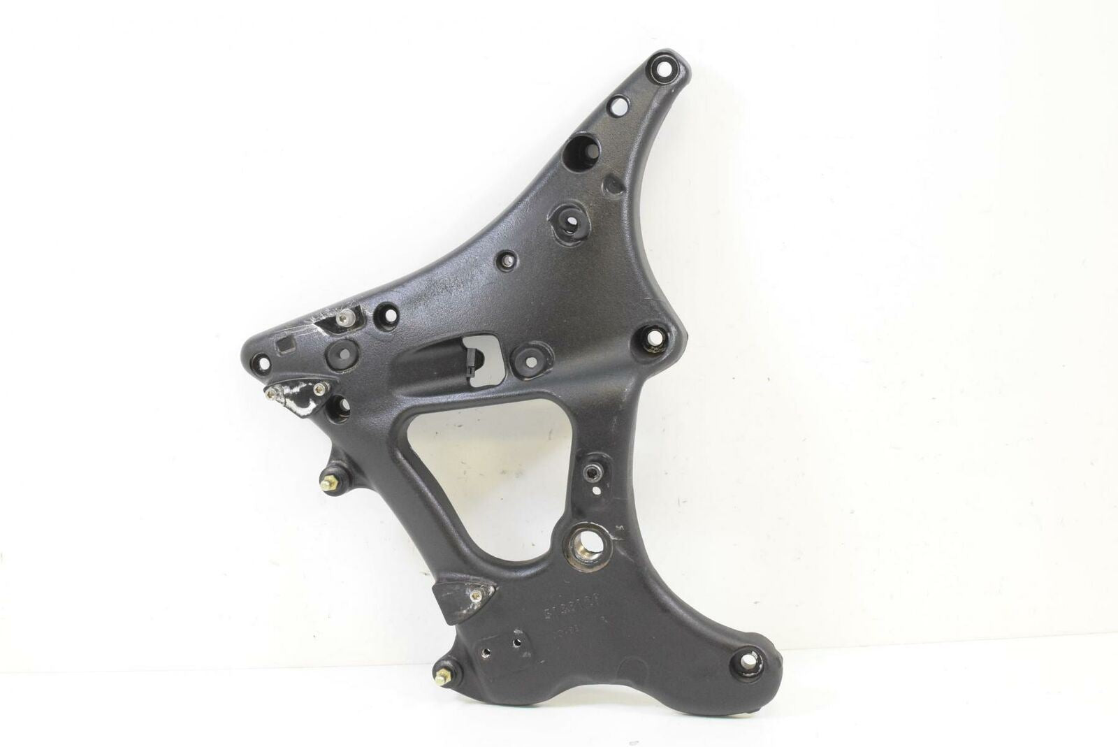 2017 Indian Chieftain Right Main Frame Bracket Side Wall Mount 5138129