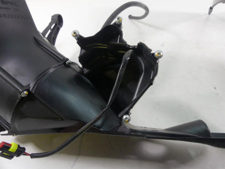 2020 Ducati Panigale V2 Coolant Fan & Radiator Cover Reservoir Set 8292A342A {{ shop.shopifyCountryName }} - Mototech271