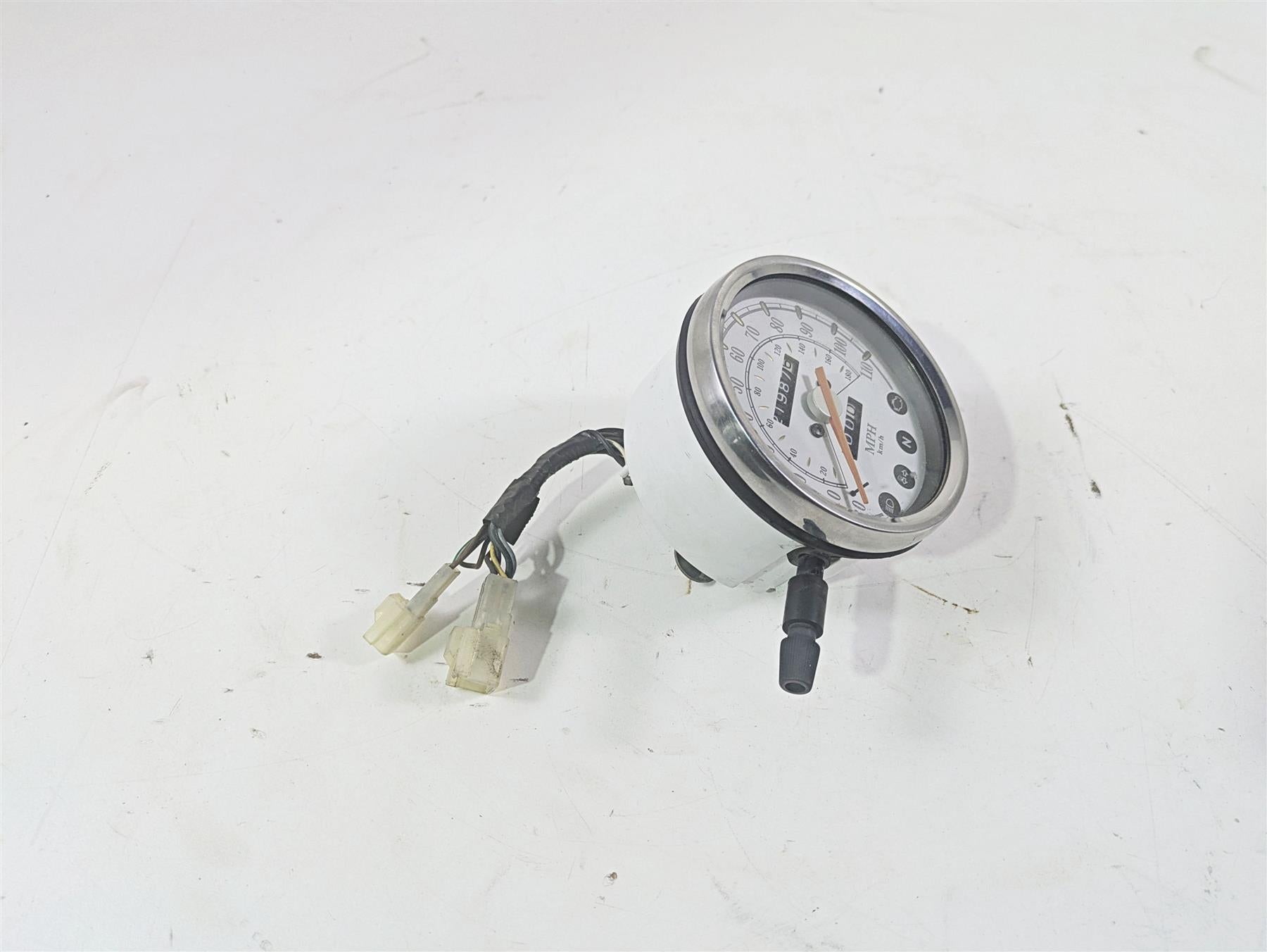 2006 Yamaha XVS650 V-Star Classic Speedometer Gauge - 21k 5SC-83580-50-00 {{ shop.shopifyCountryName }} - Mototech271