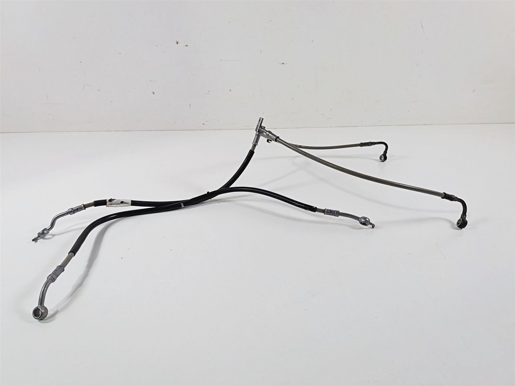 2023 BMW R nineT Scrambler K23 Abs Front Brake Line Hose Set 34328558141 {{ shop.shopifyCountryName }} - Mototech271