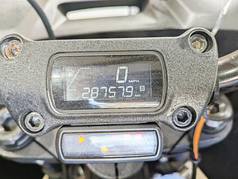 2022 Harley Softail FXLRST Low Rider Speedometer Gauge Instrument 70900651B {{ shop.shopifyCountryName }} - Mototech271