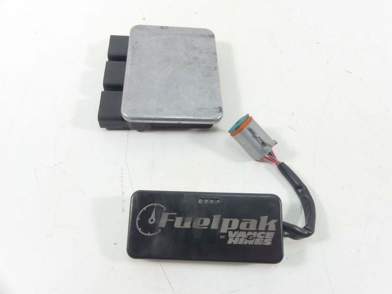 2017 Harley FXDLS Dyna Low Rider Cdi Ecu Ecm Engine Control Module + Vance Hines FP3 Fuelpak Set -Read 194380 201-125709 41000057 {{ shop.shopifyCountryName }} - Mototech271