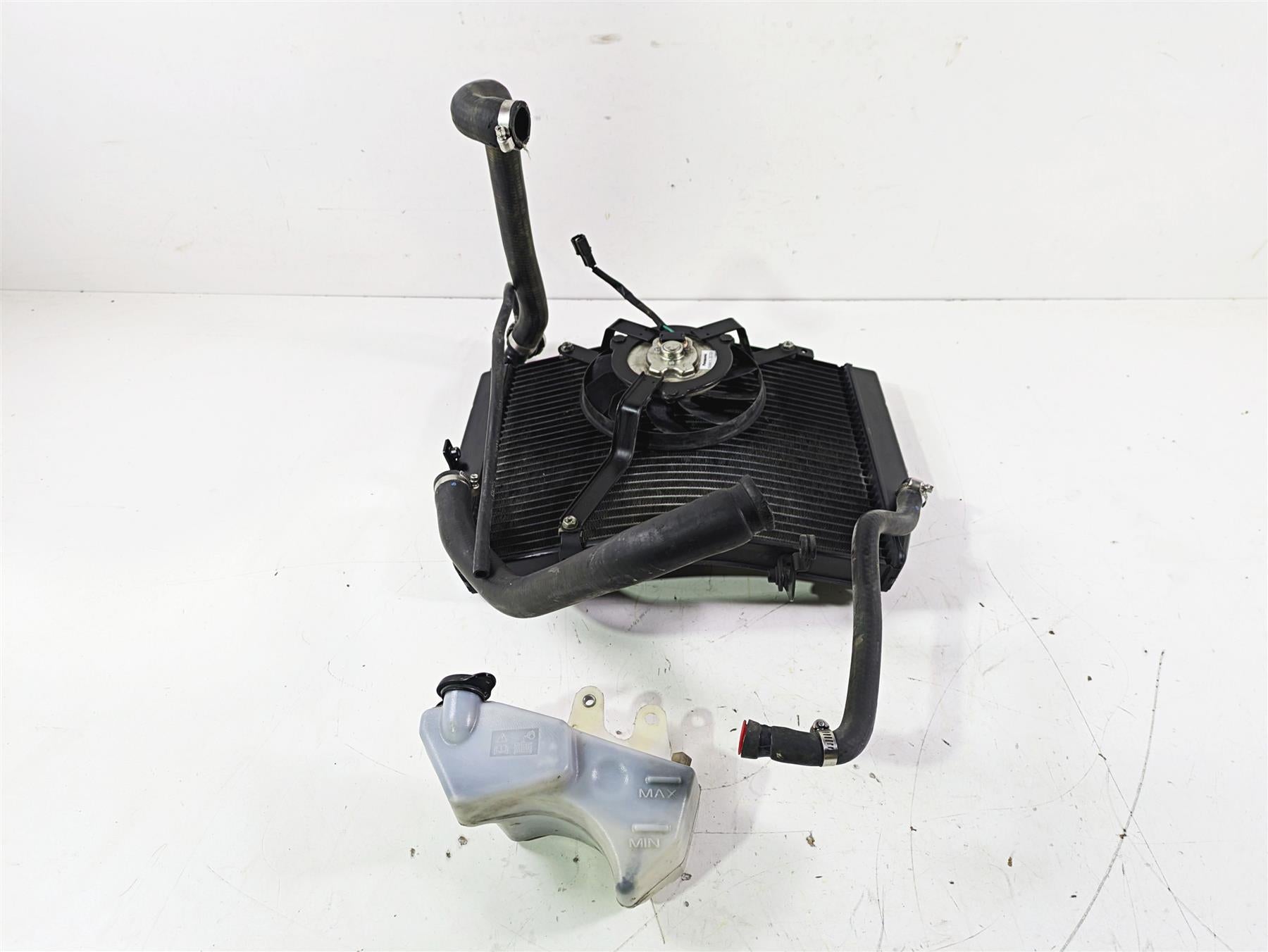 2012 Triumph Daytona 675 Radiator Fan Reservoir Hoses Set T2100072 {{ shop.shopifyCountryName }} - Mototech271