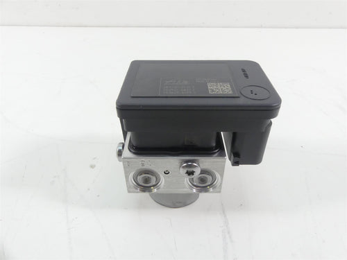 2018 Triumph Street Triple 765RS Abs Brake Pump Pressure Control Module T2025959 | Mototech271