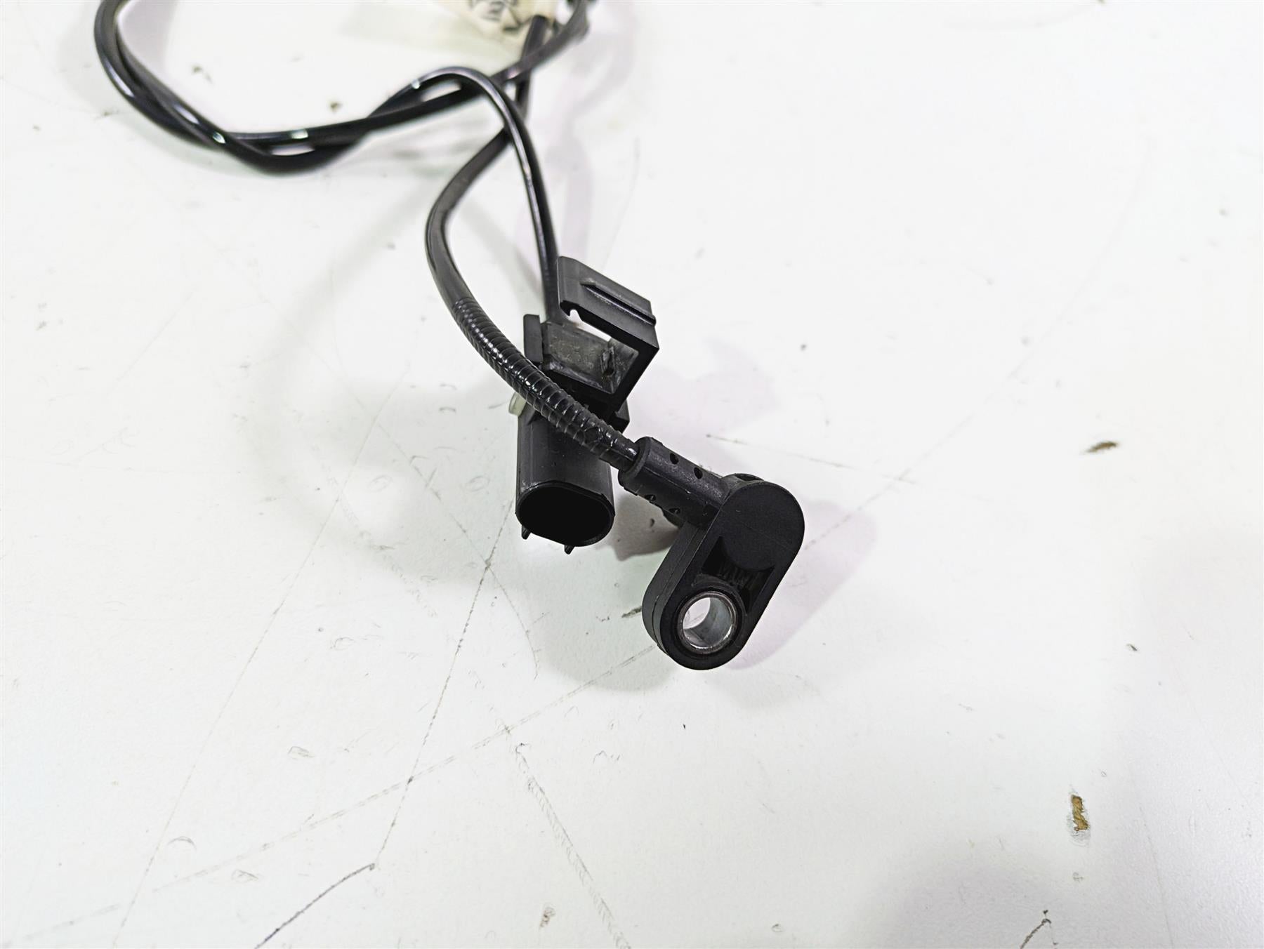 2018 BMW R1200GS GSW K50 Rear Abs Brake Wheel Speed Sensor 34528551611 {{ shop.shopifyCountryName }} - Mototech271