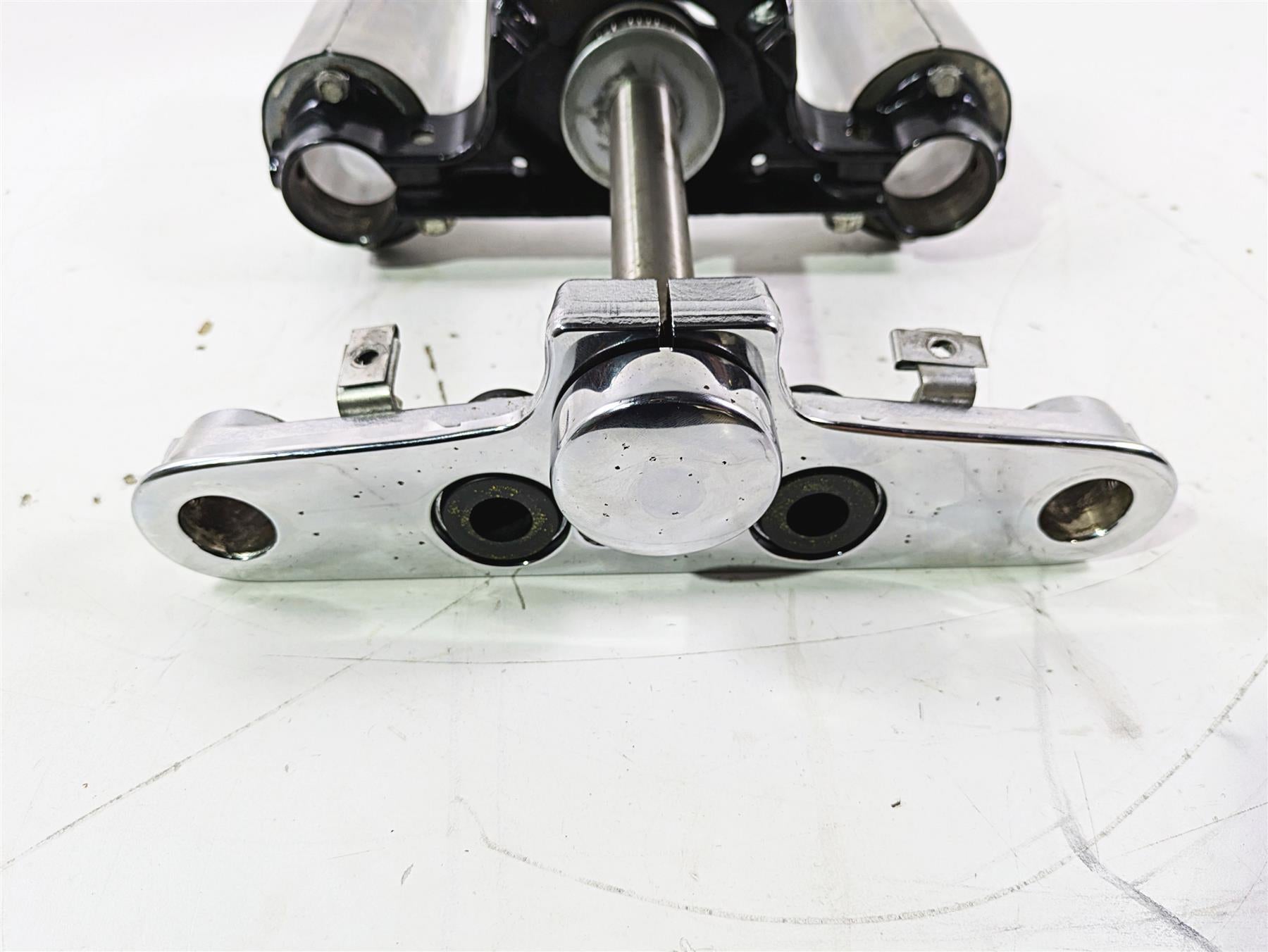 1992 Harley FLSTC Softail Heritage Upper Lower Triple Tree + Cover Set 45456-86B {{ shop.shopifyCountryName }} - Mototech271