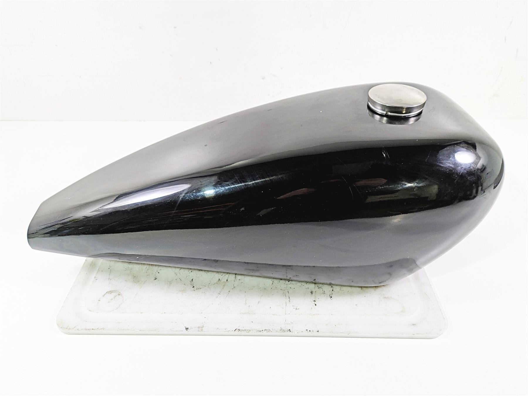 2004 Big Dog Chopper Fuel Gas Petrol Tank & Petcock READ