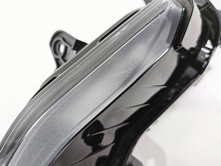 2025 Yamaha YZF R7 Nice Left Pilot Headlight Running Lamp BEB-84301-00-00 {{ shop.shopifyCountryName }} - Mototech271