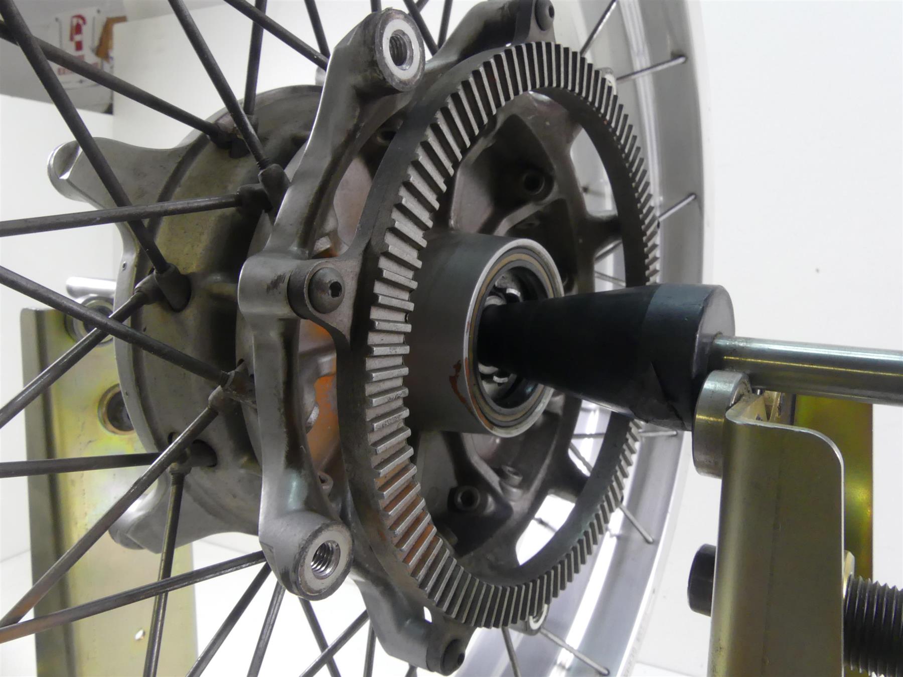 1999 BMW R1100 GS 259E Nice Straight Front 2.5x19 Behr Wheel Rim 36312314912 {{ shop.shopifyCountryName }} - Mototech271