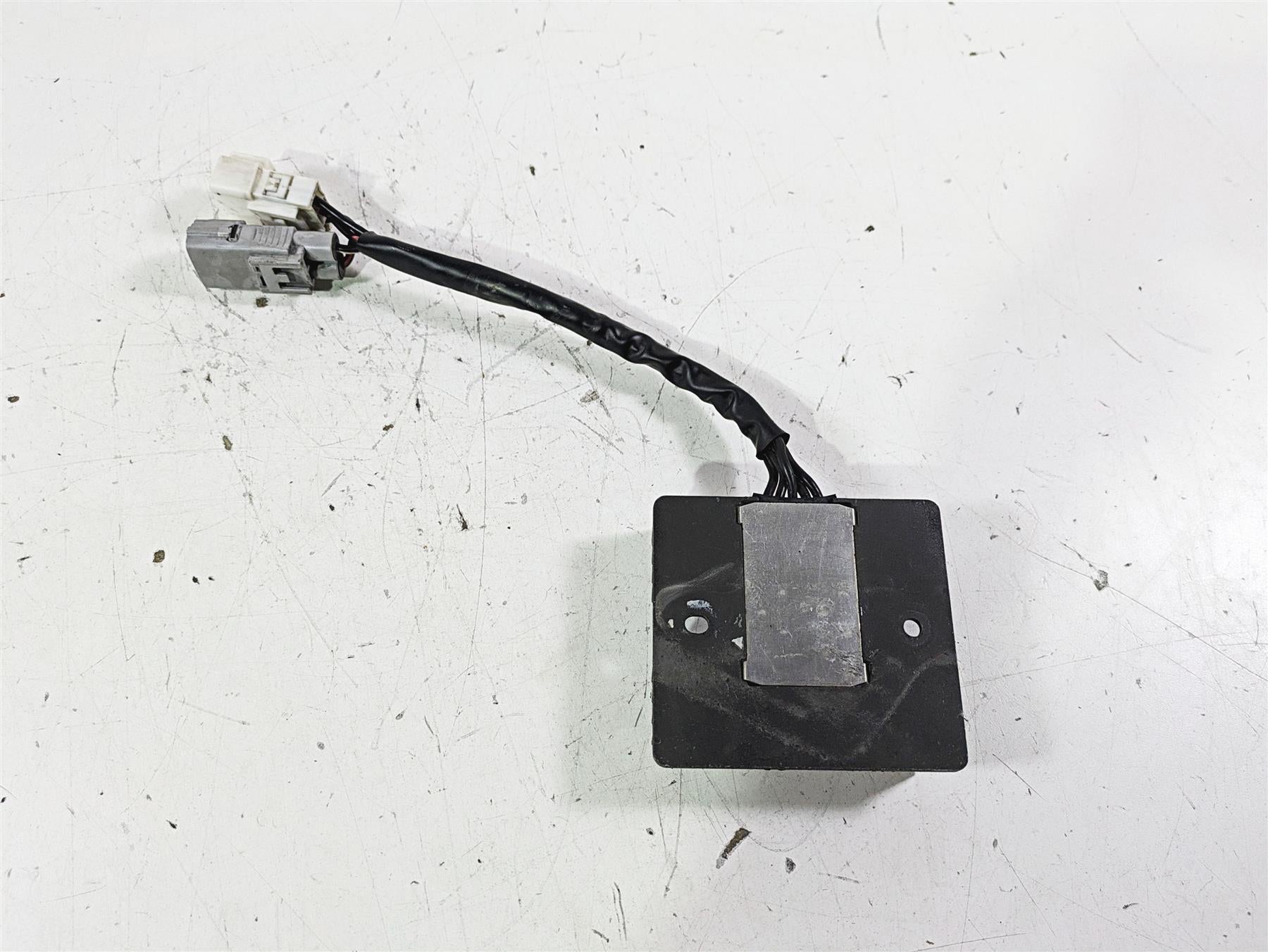 2018 Suzuki GSX1300 R Hayabusa Rectifier Voltage Regulator SH820AE 32800-10G40 {{ shop.shopifyCountryName }} - Mototech271