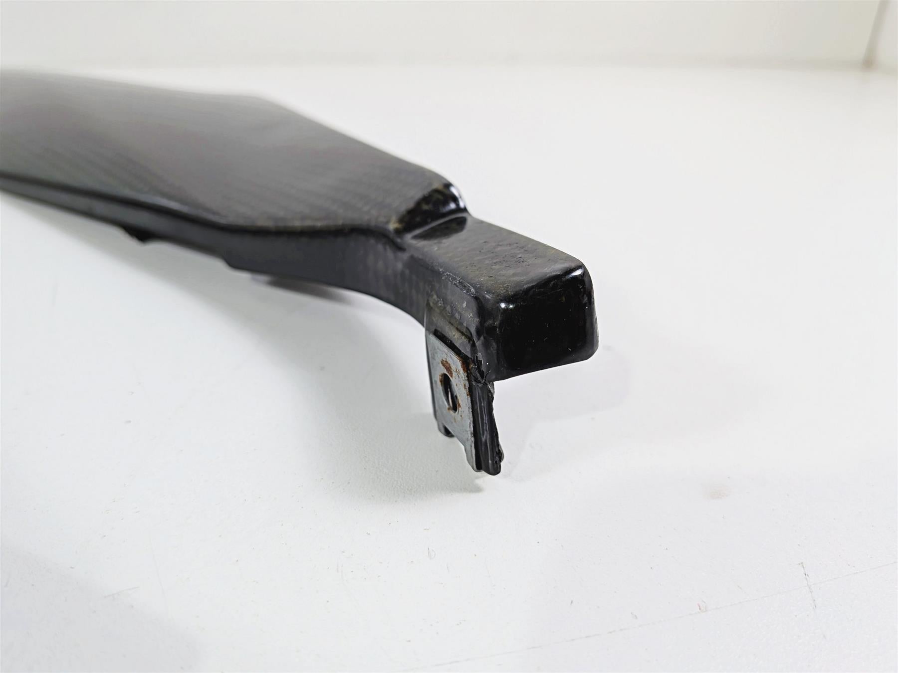 2008 Aprilia RSVR 1000 Factory Carbon Under Seat Side Cover Set 8179402 {{ shop.shopifyCountryName }} - Mototech271