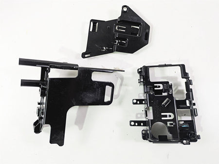 2020 Harley Softail FXST Standard Electrical Carrier Plastic Set 66000126 {{ shop.shopifyCountryName }} - Mototech271