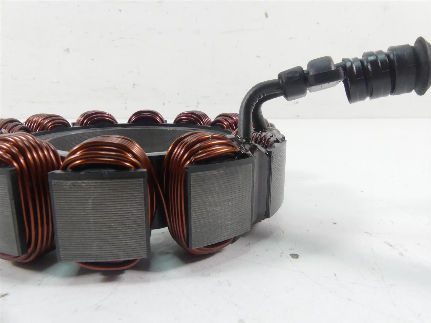 2005 Harley Touring CVO FLHTC SE Electra Glide Stator Generator 29987-02 {{ shop.shopifyCountryName }} - Mototech271