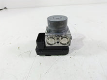 Load image into Gallery viewer, 2017 BMW F800GS Adv K75 Abs Brake Pump Module 34518546851
