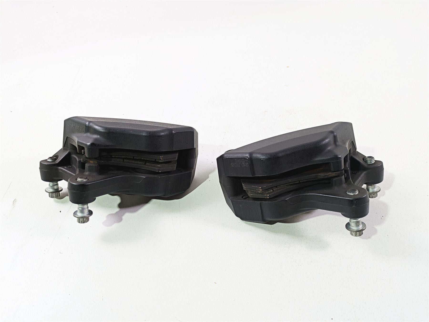 2021 Harley Touring FLTRX Road Glide Front Brake Caliper Set 43027-08 44023-08 {{ shop.shopifyCountryName }} - Mototech271
