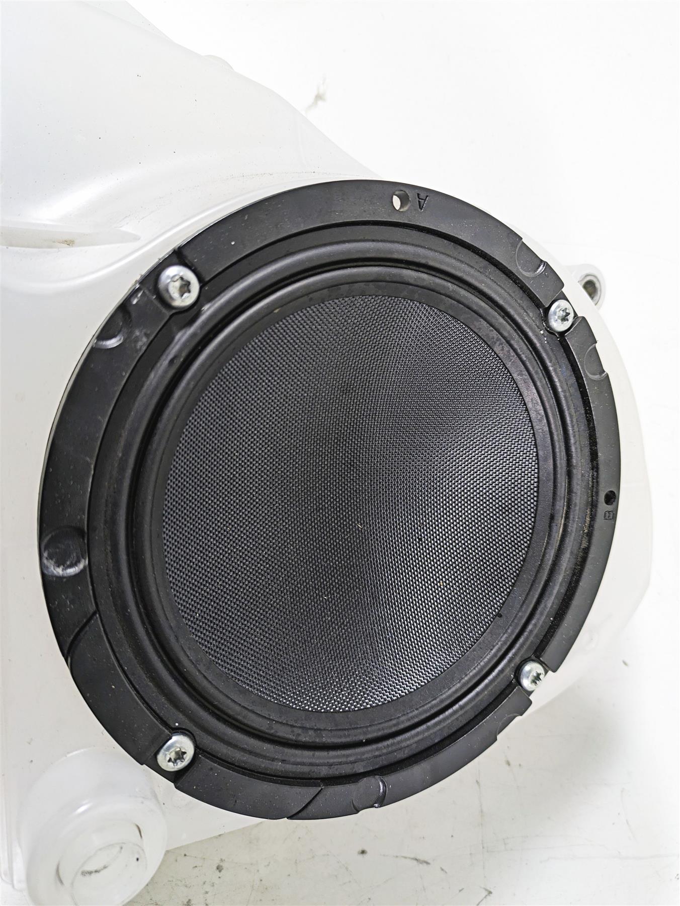 2015 Harley Touring FLHXS Street Glide Front Audio Speaker Set - Read 57000172 {{ shop.shopifyCountryName }} - Mototech271