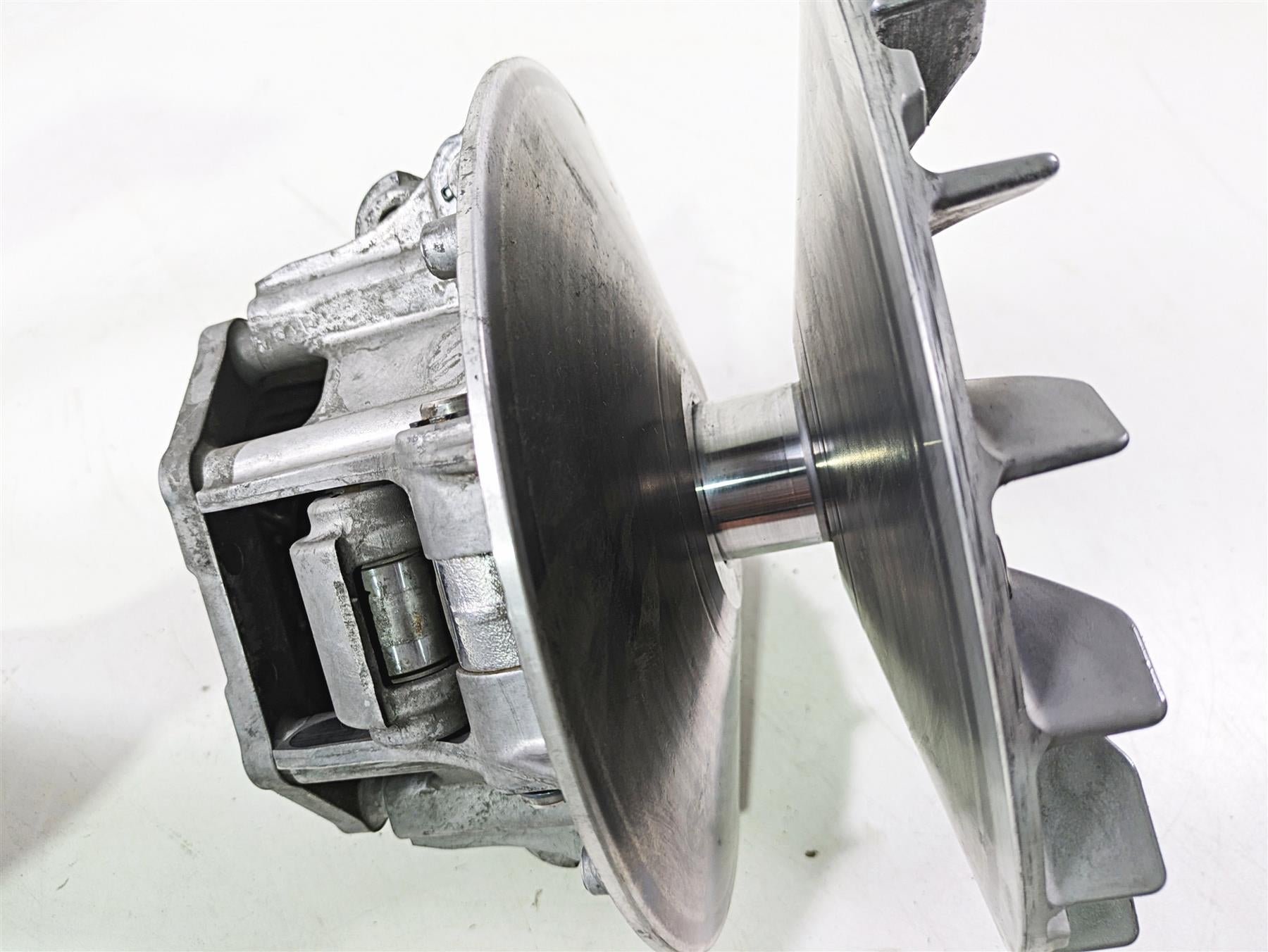 2021 Kawasaki Teryx KRX KRF 1000 Primary Drive Clutch 246miles 49093-0077 {{ shop.shopifyCountryName }} - Mototech271
