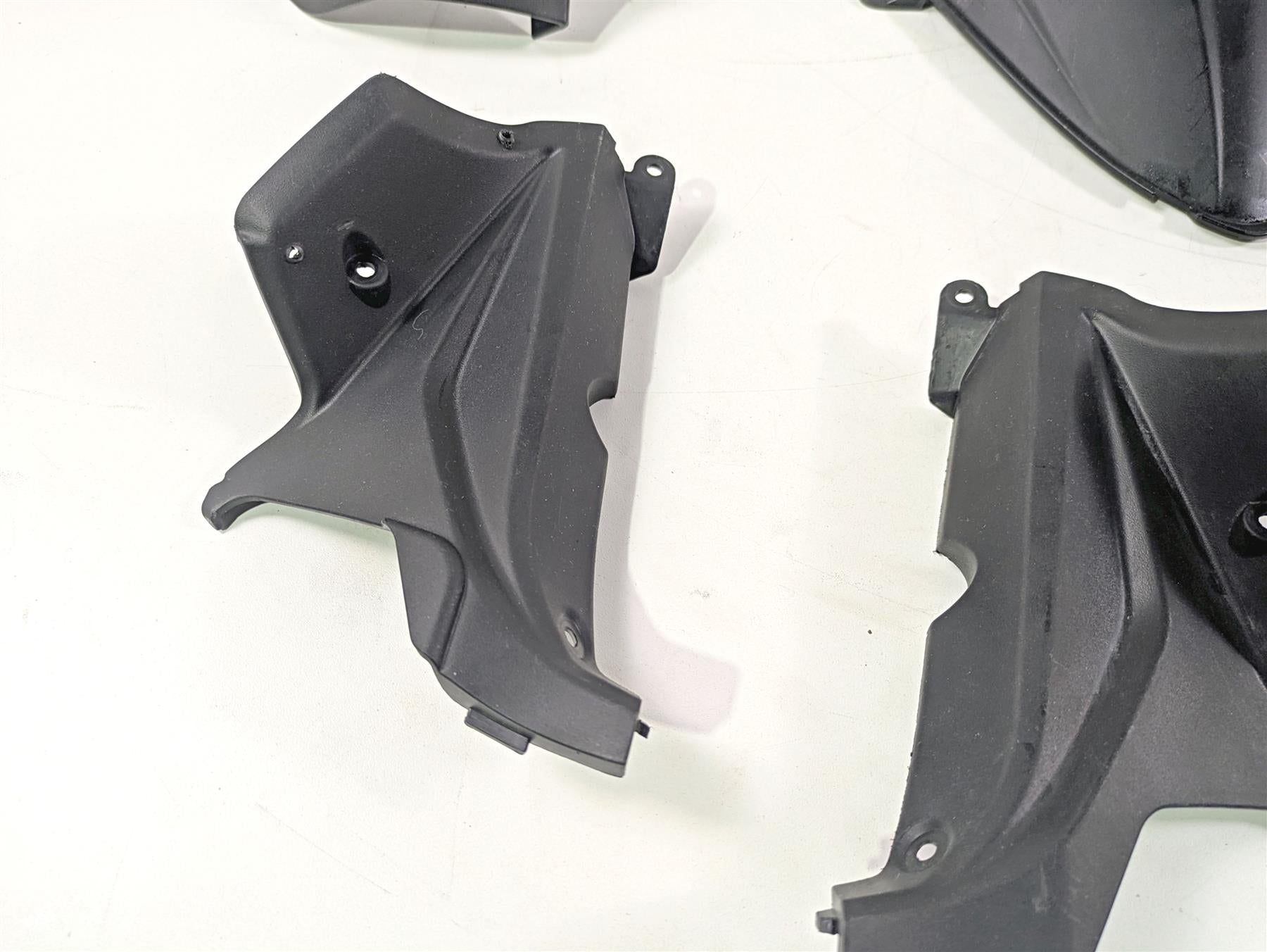 2017 Aprilia RSV 1100 Tuono V4 Factory Plastic Infill Cover Fairing Set 2B003548 {{ shop.shopifyCountryName }} - Mototech271