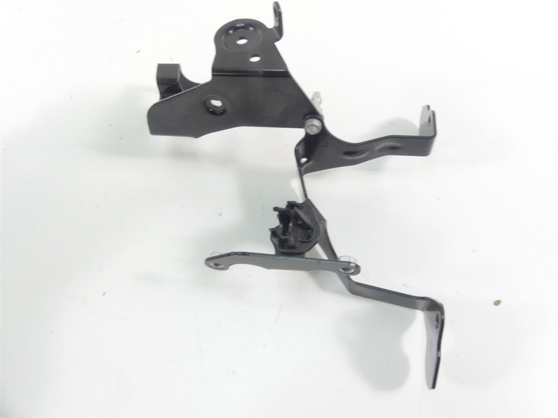 2020 Harley Softail FXBB Street Bob Electrical Battery Carrier Set 69201632 {{ shop.shopifyCountryName }} - Mototech271