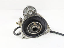 Load image into Gallery viewer, 2006 Yamaha GP1300R Waverunner Center Prop Shaft Coupler Set 68N-51323-00-00
