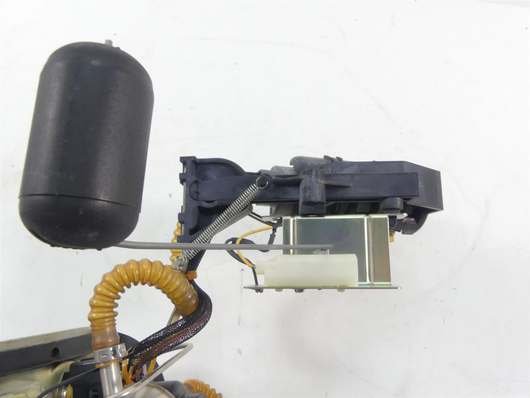 2007 Harley FLHTCU SE CVO Electra Glide Fuel Gas Petrol Pump - Tested 62897-01B {{ shop.shopifyCountryName }} - Mototech271